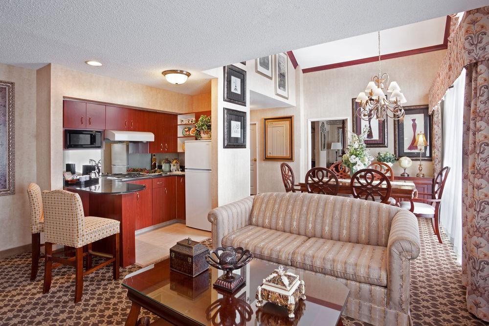 Holiday Inn Express & Suites - Sharon-Hermitage By Ihg West Middlesex Room photo